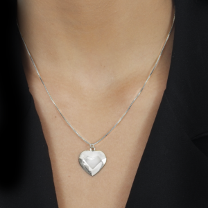 Colar Coração Geométrico